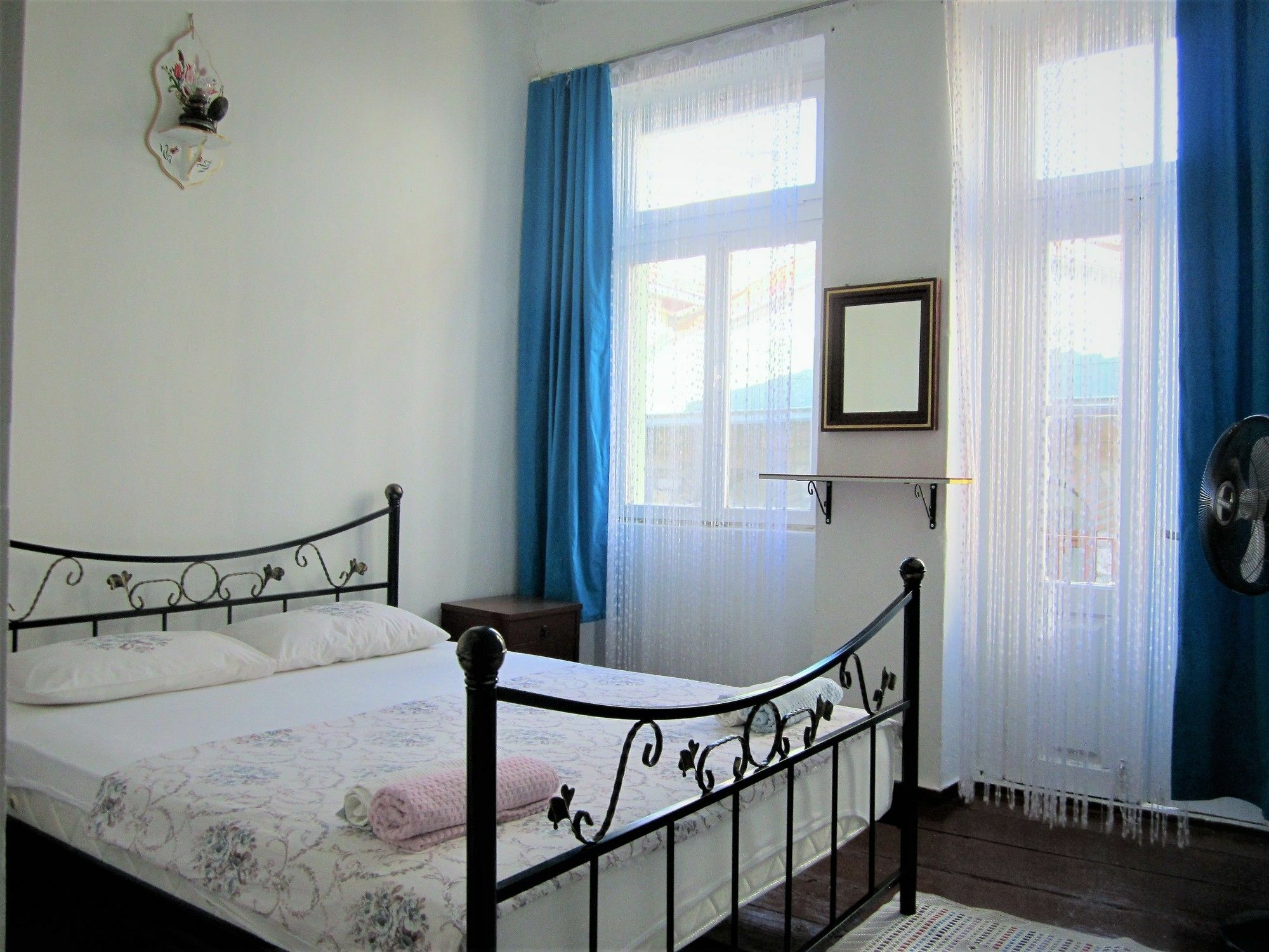Ayvalik 1881 Pansiyon Exteriör bild